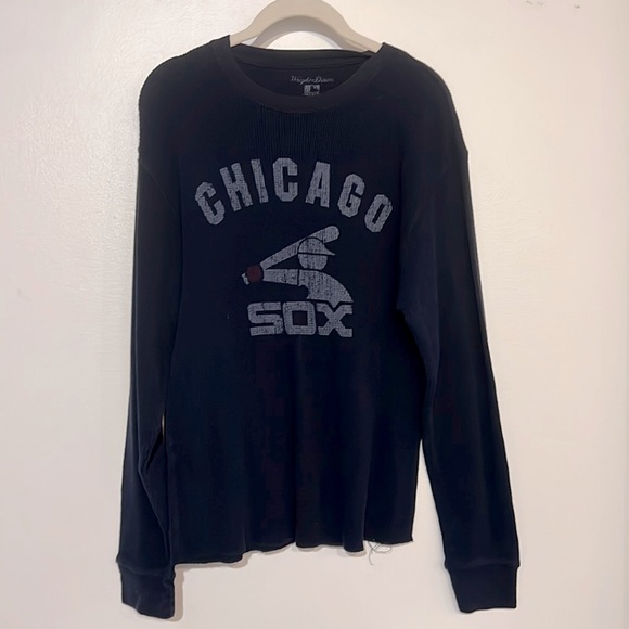 Wright & Ditson Tops - VTG Chicago Sox thermal